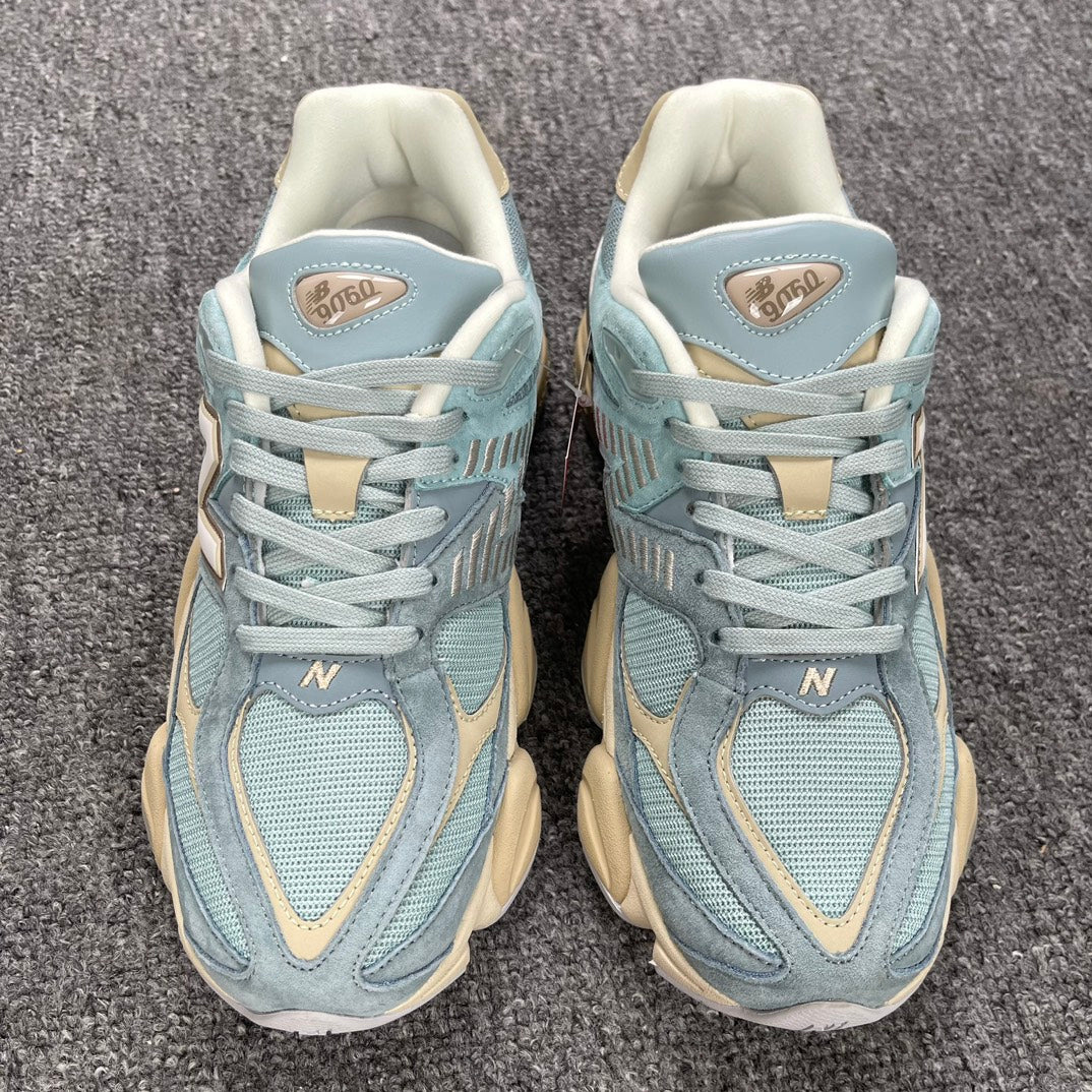 [AY] New Balance 9060